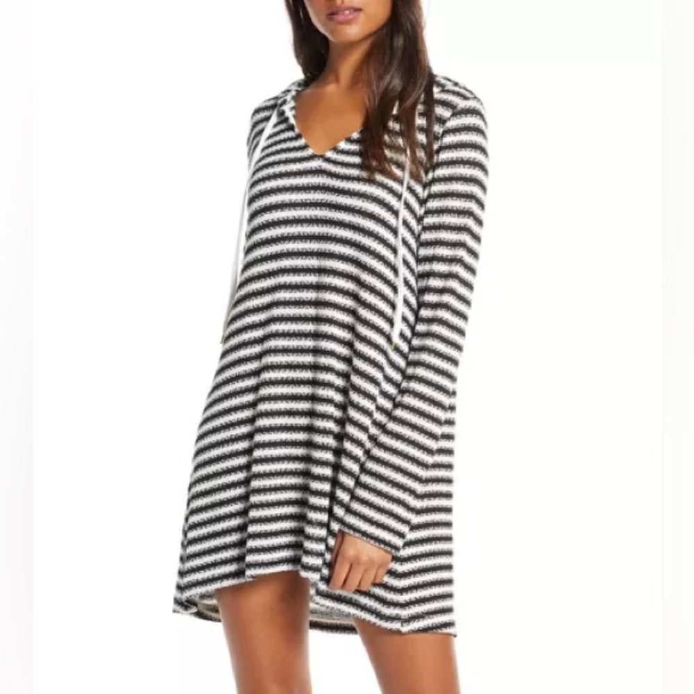 La Blanca Slouchy Hooded Sweater Cover-Up Tunic